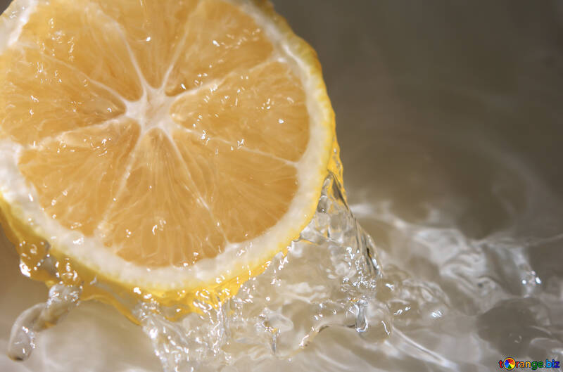 Lemon juice №40758