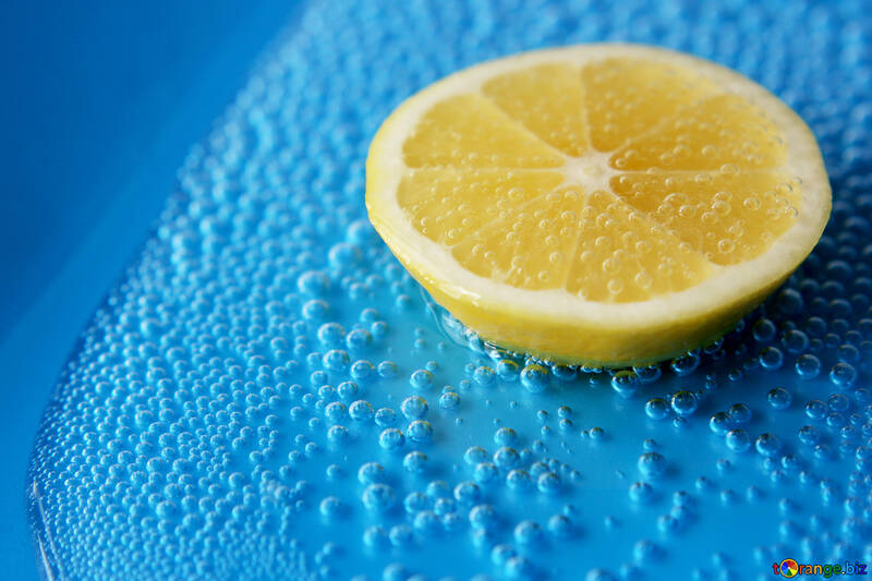 Газована вода з лимоном №40801