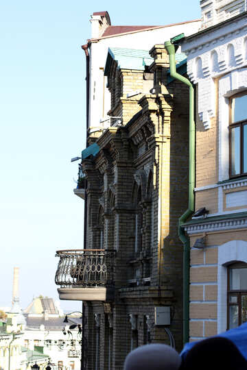 Das Gebäude auf der St.-Andreas-Abstieg №41557