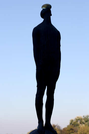 La scultura di un uomo e l`acqua №41728