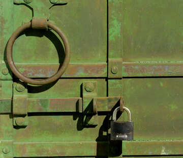 The old bolt with padlock №41219