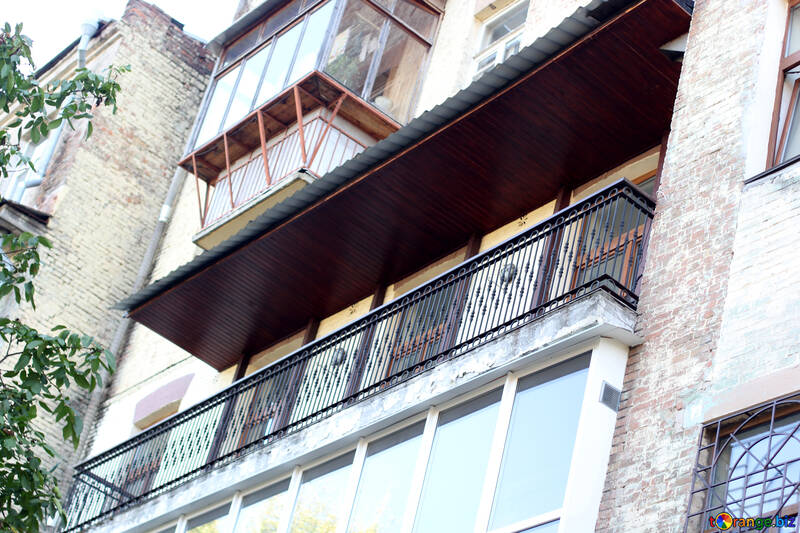 Оновлений балкон №41680