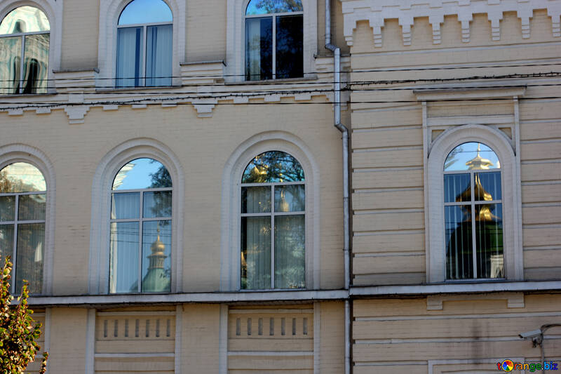 Windows in the old town №41814