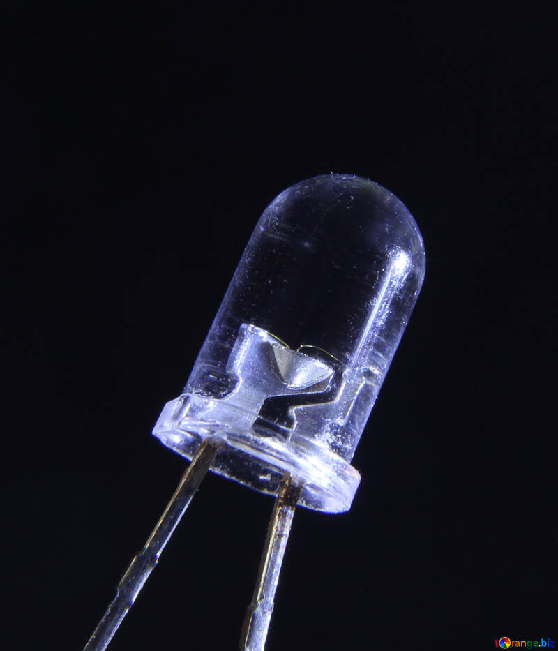 Trasparente diodi emettitori di luce su uno sfondo scuro №41380