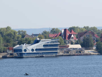 The restaurant on the banks of the Dnieper №42497