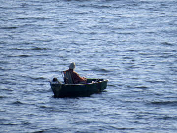 Fisherman in boat №42498