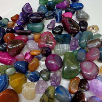 Las piedras coloreadas №42979