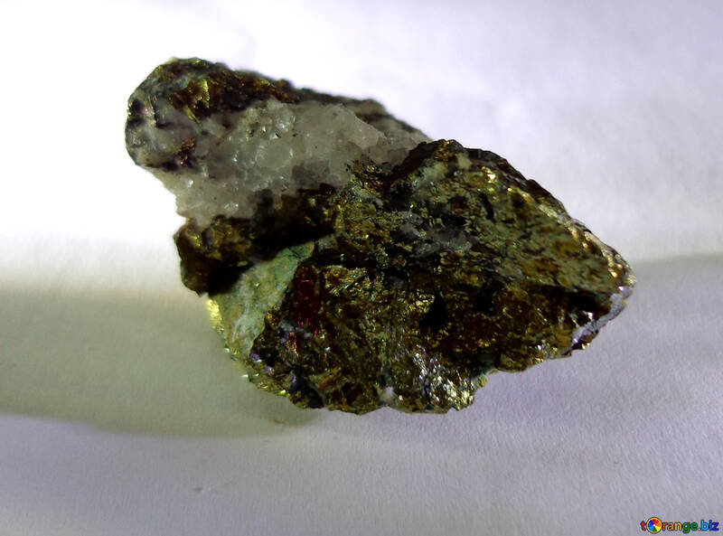 Colored stone pyrite №42976