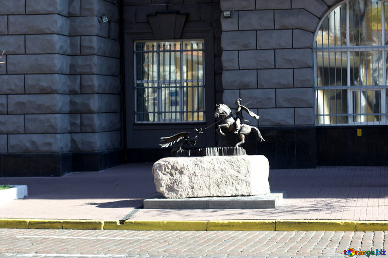 Monument near the building №42036