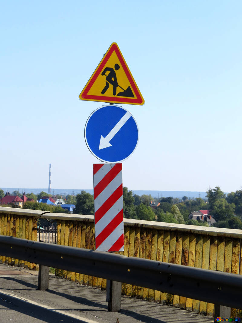 Signs for road repairs №42516