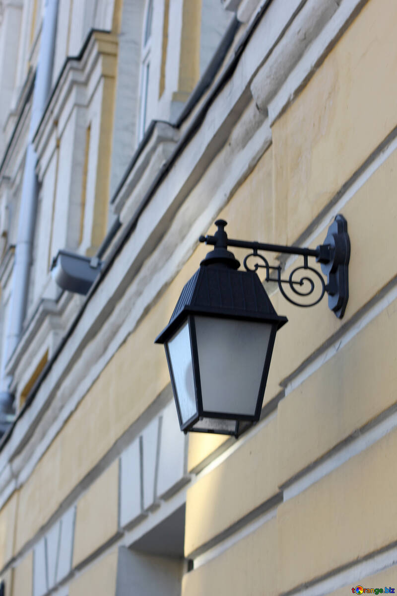 Street lamp on the wall №42190