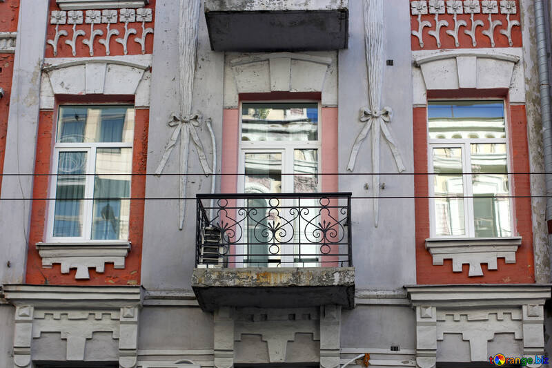 Les anciennes et nouvelles fenêtres balcon №42102