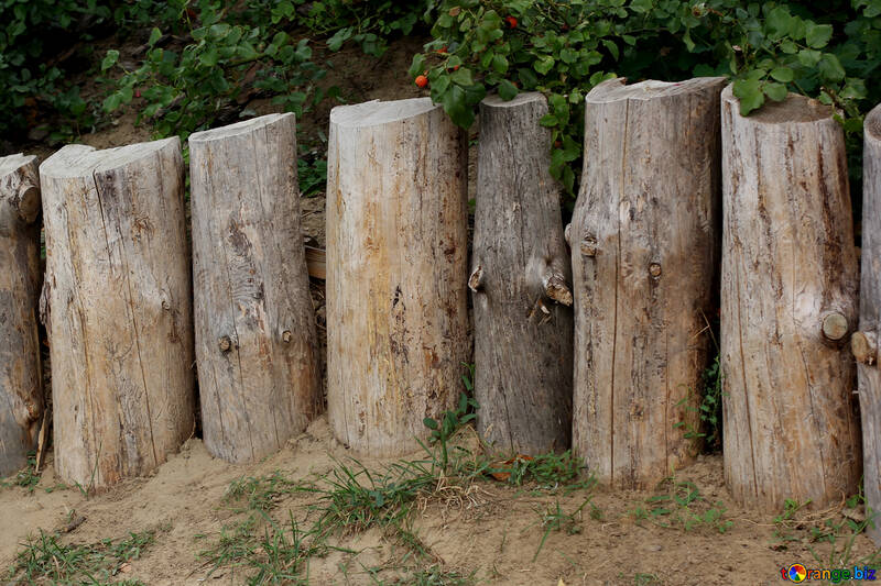 Petite clôture en bois №42369
