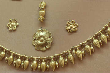 Antique gold beads №43909