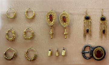 Gold earrings ancient №43697
