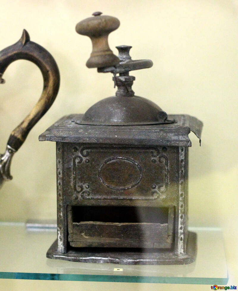 Ancient coffee grinder №43304