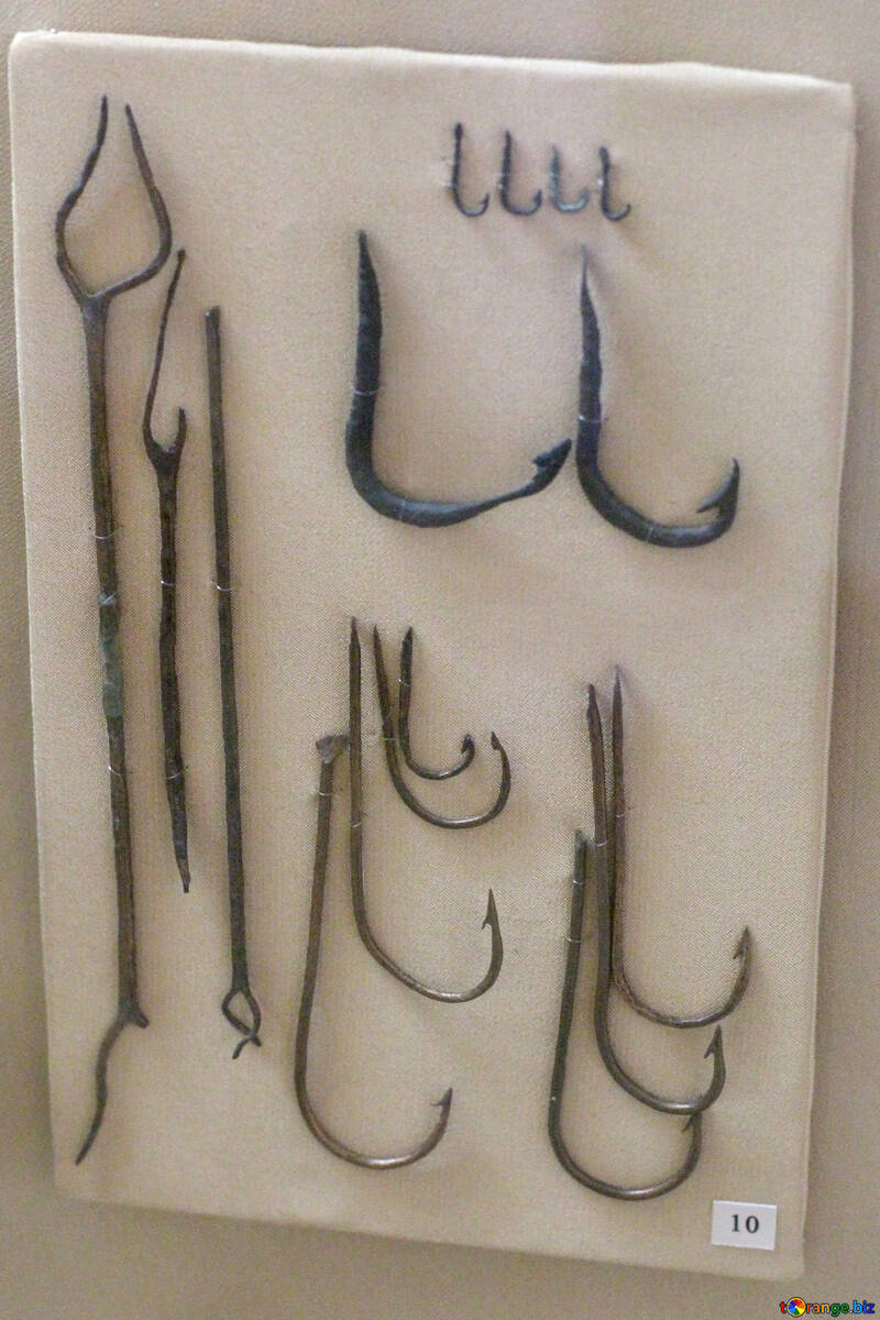 Стародавні рибальські інструменти №43728