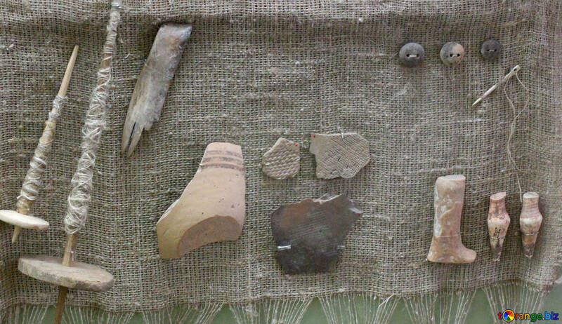 Стародавні інструменти для ткацтва №43835