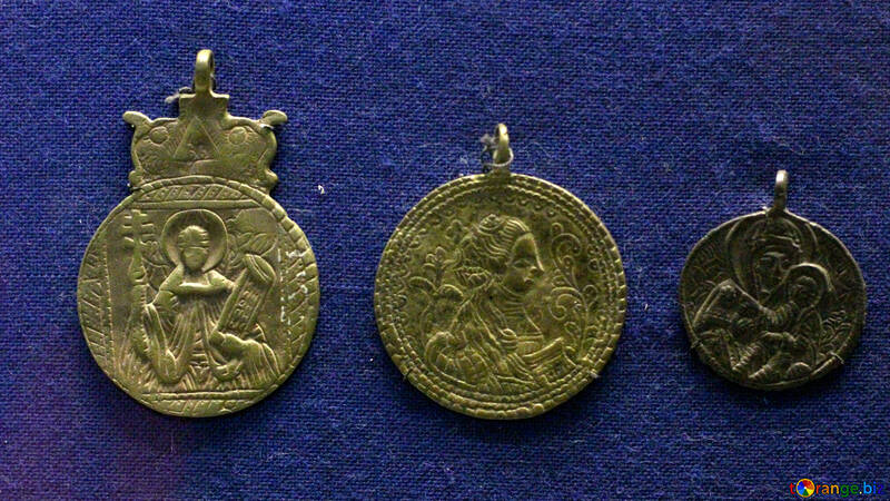 Medallones de monedas antiguas №43483