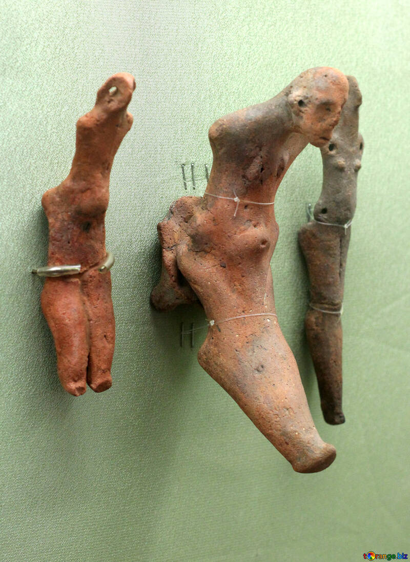 Figurillas de cerámica antiguas №43841