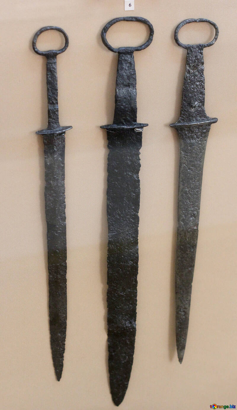 Os antigos punhal e espadas citas №43874