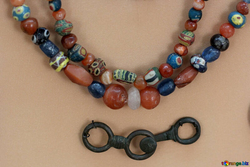 Old folk beads №43855