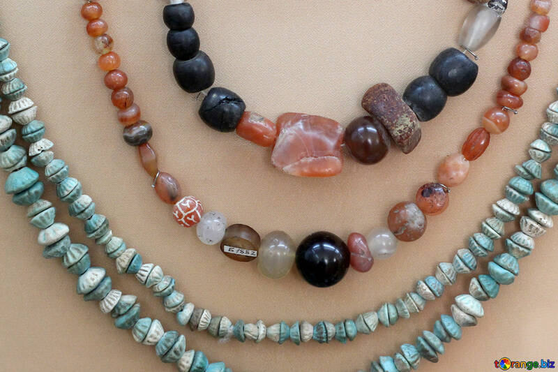 Vintage beads from stones №43884