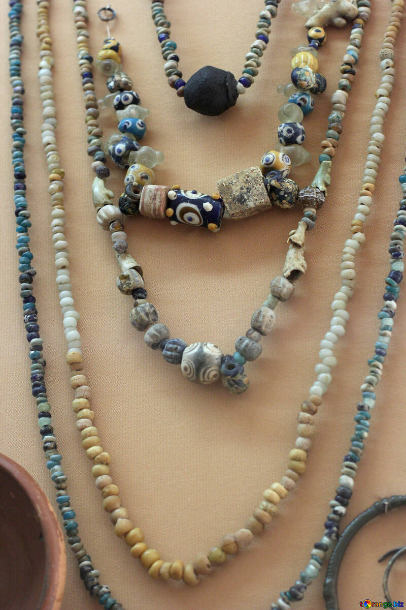 Old folk beads №43915