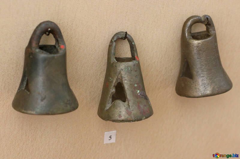 Campanas de bronce antiguos №43906