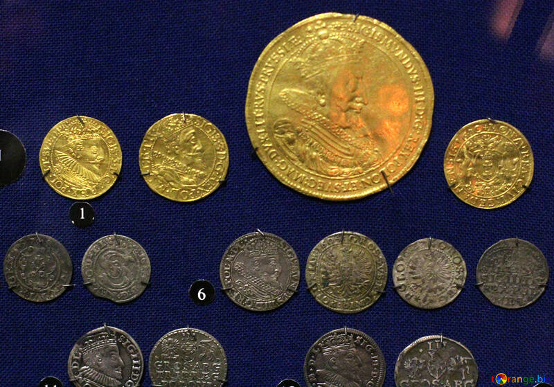 Стародавні монети з золота та срібла №43426