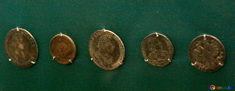 Old coins of gold №43650