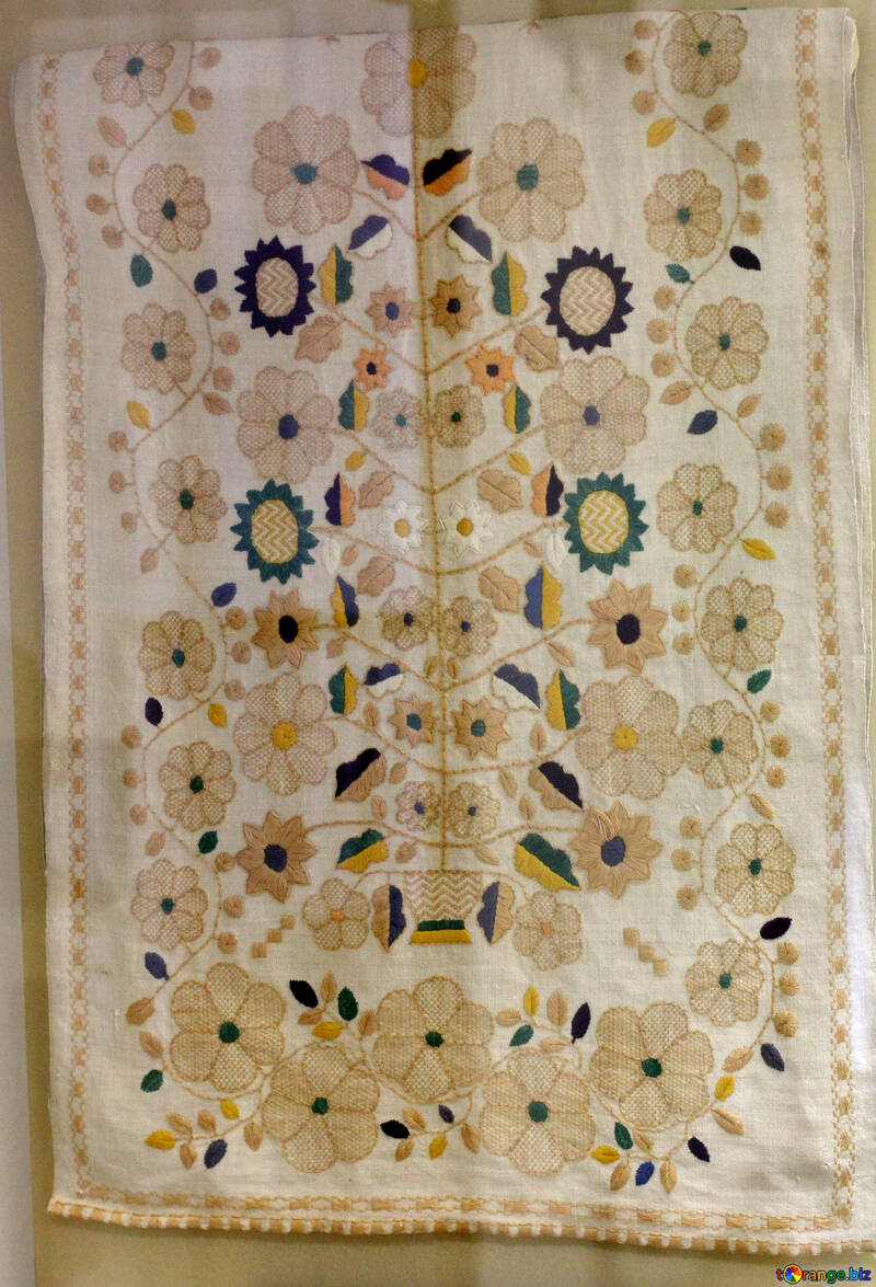 Старовинна тканина з узором №43273