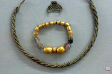Vintage gold beads 12th century №44138