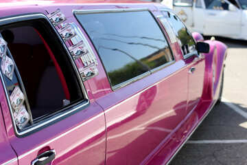 Pink limousine №44388