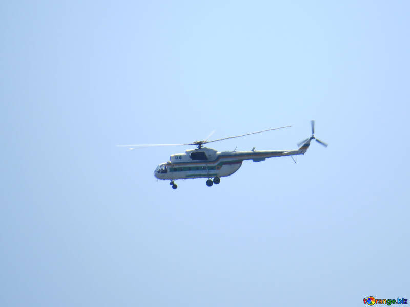 Військовий вертоліт №44507