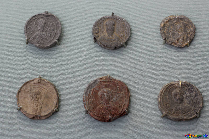 Історичні монети №44073