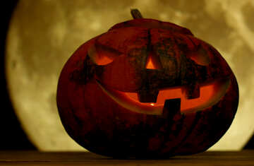 Halloween pumpkin on a background of the full round moon №46179