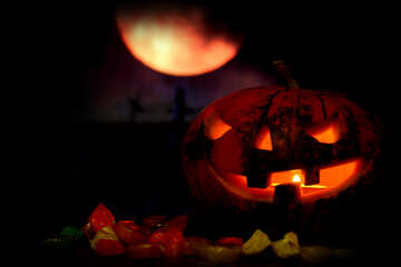 Calabaza de Halloween en el fondo de la luna №46165
