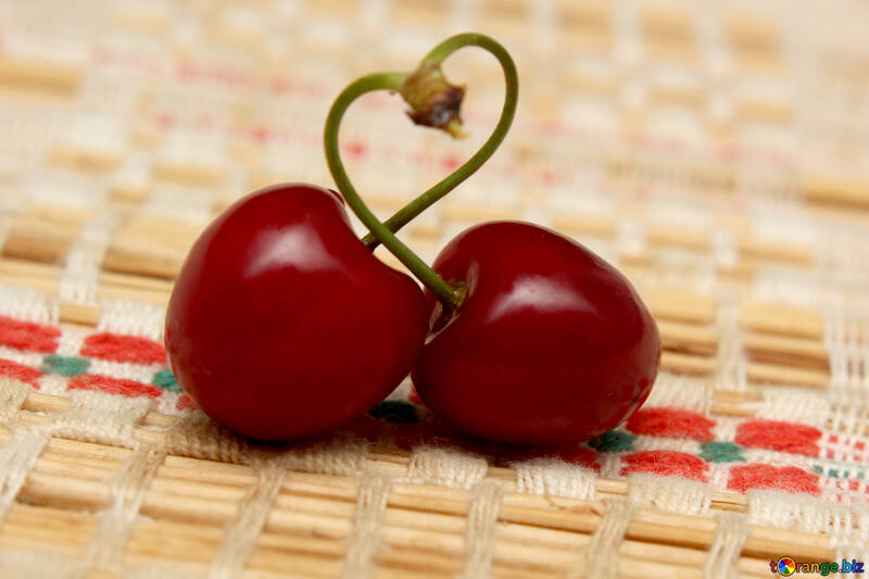 Two berries cherry heart №46230
