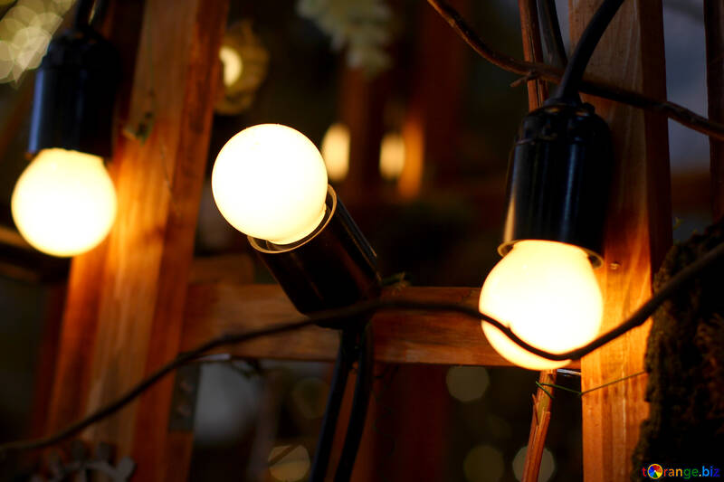 Garland das velhas lâmpadas incandescentes №46945