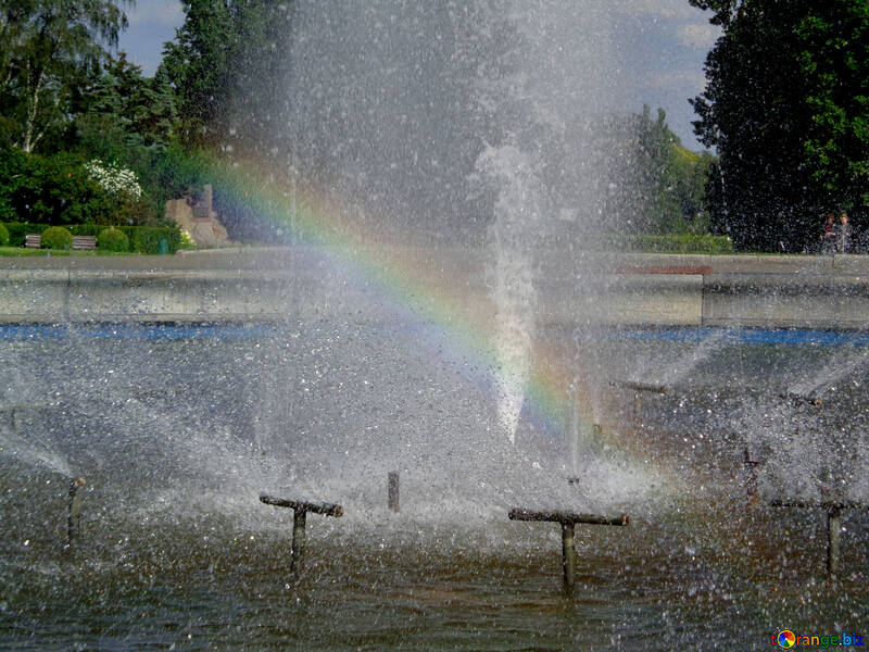 Fountain with rainbow №46870