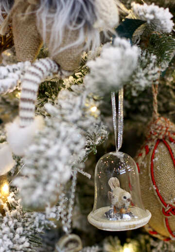 Pilha do brinquedo de Natal é feito de vidro com um pássaro №47793