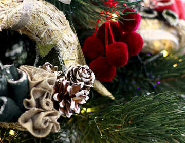 Christmas wreath decoration on a Christmas tree №47829