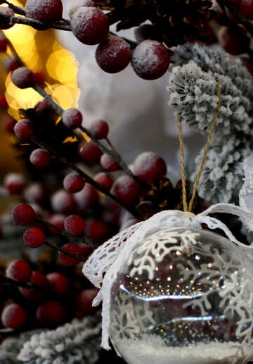 クリスマスボールは雪で透明なガラス製 №47808