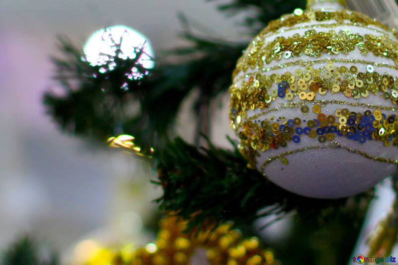 Autore palla di Natale sull`albero di Natale №47574