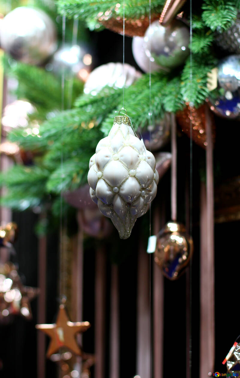 La décoration intérieure du Nouvel An dans le magasin №47594
