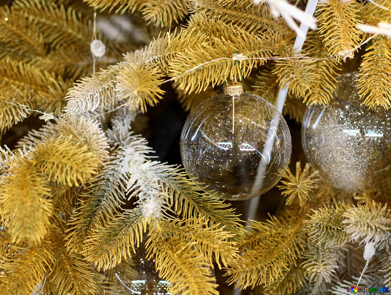 クリスマスツリー上のガラス球 №47747