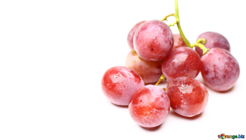 Рожевий виноград ізольовано на білому тлі №47266