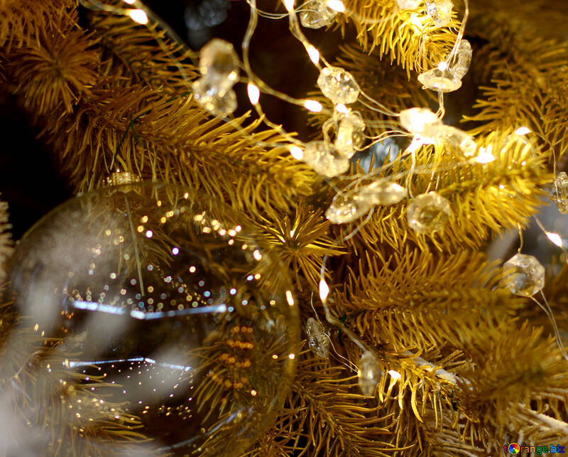 Christmas garland of lights reflection №47760
