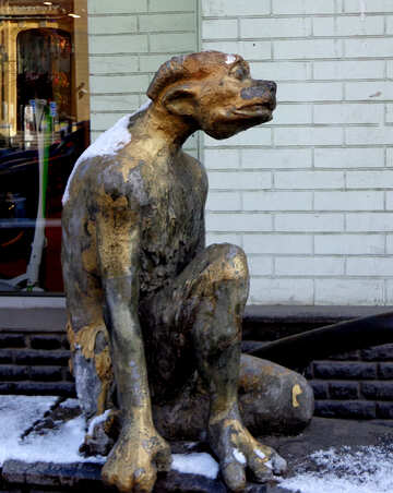 Sculpture eerie animal №48492